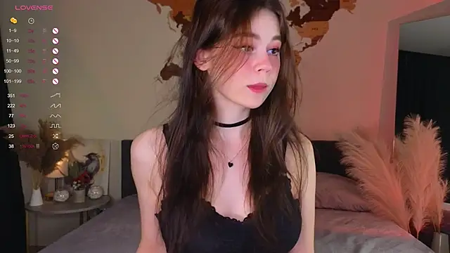 AuroraMari online show from 01/27/25, 11:22