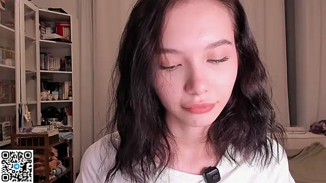 Snapshot of Riskyproject chatting on 04/01/26, 07:11 Riskyproject online show from 04/01/26, 07:11