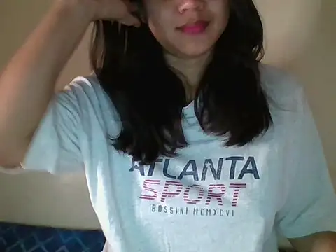 Snapshot of _smiling4u_ chatting on 03/23/26, 12:31 smiling4u online show from 03/23/26, 12:31