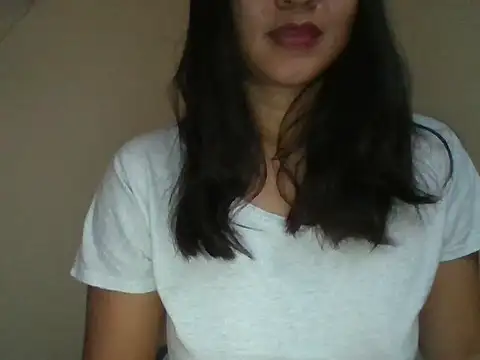 Snapshot of _smiling4u_ chatting on 05/25/26, 07:47 smiling4u online show from 05/25/26, 07:47