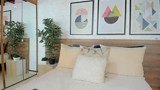 Snapshot of susan_cute198 chatting on 02/07/26, 11:47 susan cute198 online show from 02/07/26, 11:47