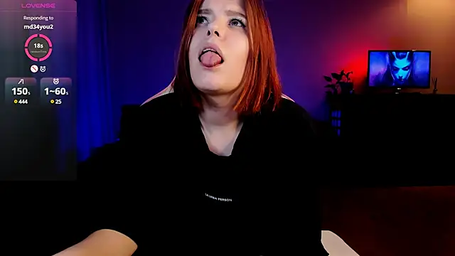 Snapshot of Erika_Fix chatting on 12/11/24, 05:37 Erika Fix online show from 12/11/24, 05:37