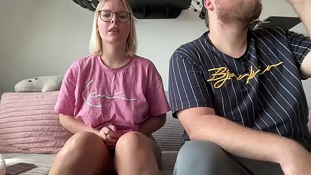 LucyFoxLulu online show from 05/14/26, 01:29
