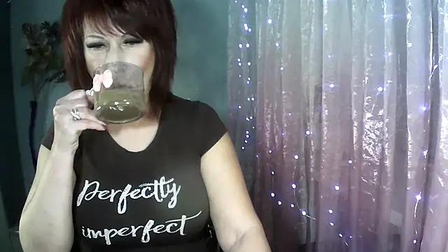 Faraira17 online show from 11/28/25, 02:14