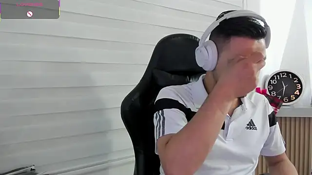 Rick Diesel  online show from 11/15/25, 04:32