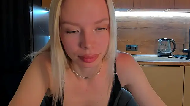 Olivia Bells online show from 05/08/26, 09:20