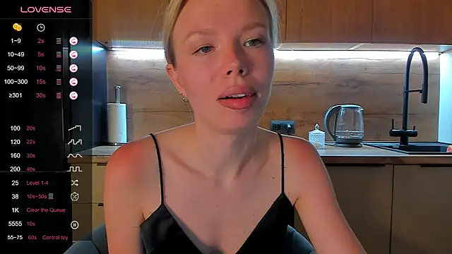 Olivia Bells online show from 06/13/26, 08:51