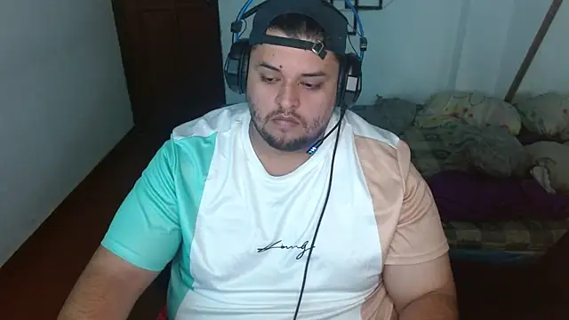 Snapshot of altairstudiosvip_ chatting on 12/21/24, 12:27 altairstudiosvip online show from 12/21/24, 12:27