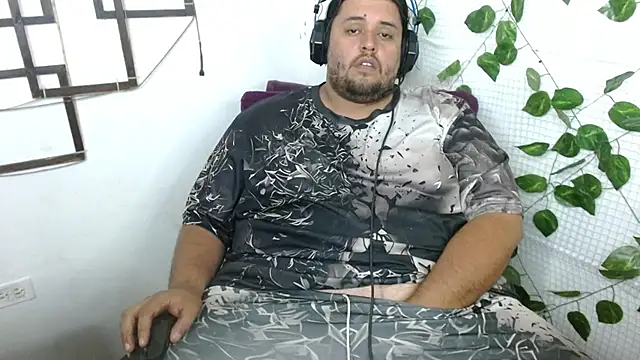 Snapshot of altairstudiosvip_ chatting on 09/30/25, 02:55 altairstudiosvip online show from 09/30/25, 02:55