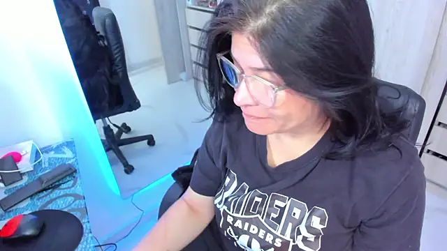 BellaFlaming online show from 06/24/26, 01:32