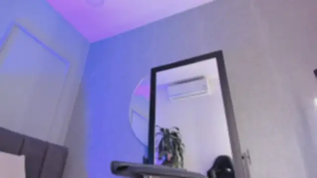 Snapshot of babepolly chatting on 09/13/25, 10:37 babepolly online show from 09/13/25, 10:37