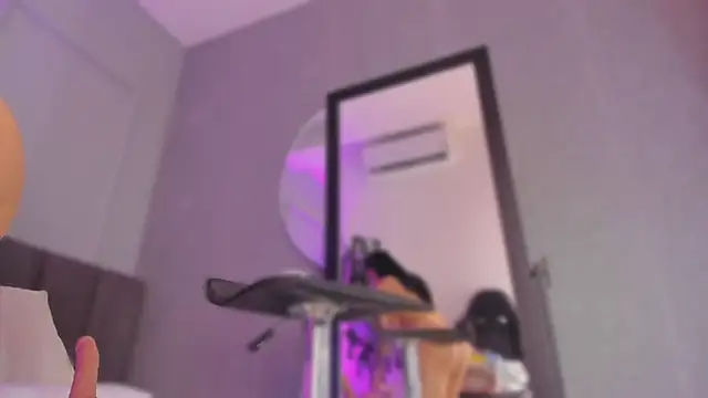 Snapshot of babepolly chatting on 10/23/25, 10:58 babepolly online show from 10/23/25, 10:58