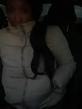 Snapshot of Iceblanca chatting on 01/25/25, 11:55 Iceblanca online show from 01/25/25, 11:55