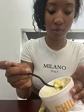 Iceblanca online show from 04/27/26, 03:32
