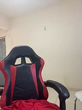 -Marivalda- online show from 11/17/25, 12:00