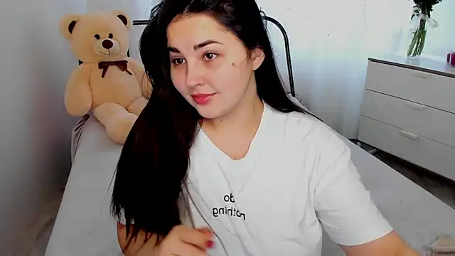 Snapshot of Talla_a chatting on 02/05/26, 09:25 Talla a online show from 02/05/26, 09:25
