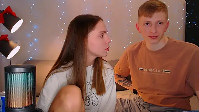 juliaanddima online show from 12/29/24, 08:48