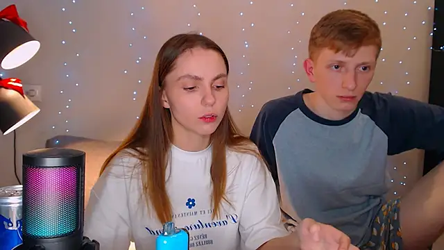 juliaanddima online show from 01/20/25, 12:04