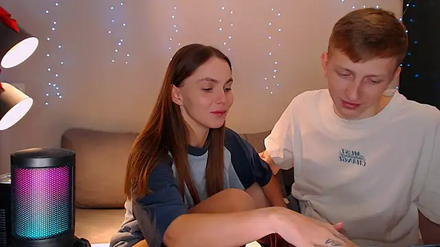 juliaanddima online show from 02/27/25, 11:59