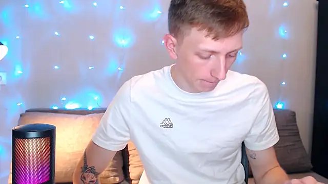 juliaanddima online show from 09/11/25, 11:27