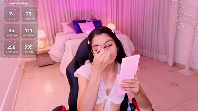 miiaa evans online show from 02/20/25, 03:34