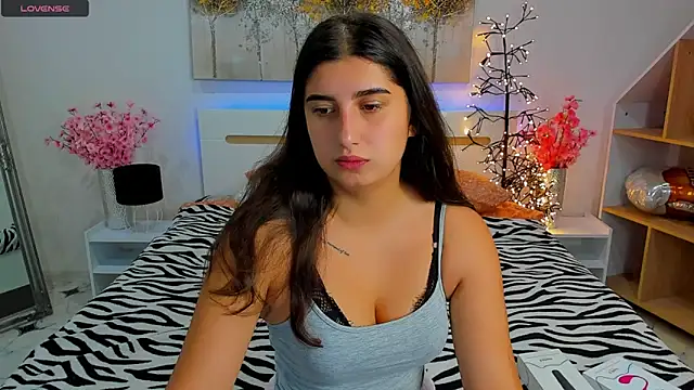 Linda EX online show from 10/09/25, 05:16