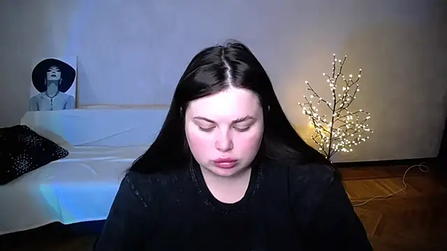 Emily Mo online show from 06/06/26, 05:56