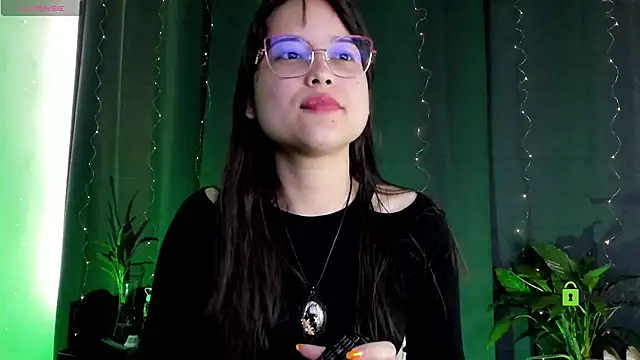 shantalc3rezo online show from 02/06/25, 09:17