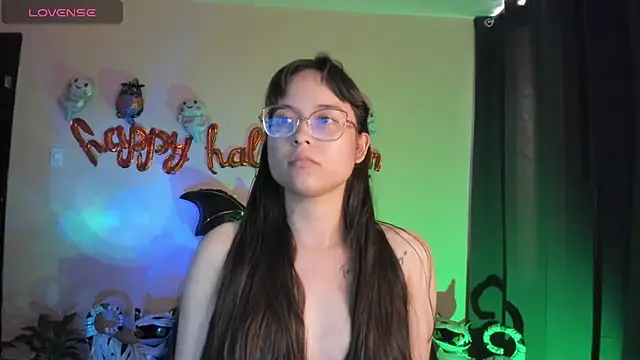 shantalc3rezo online show from 10/25/25, 09:42