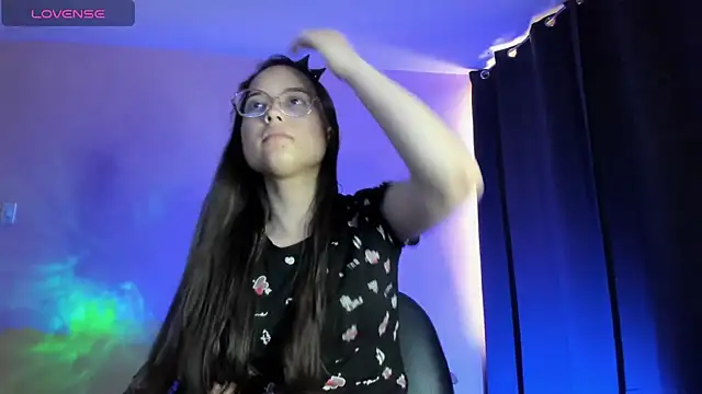 shantalc3rezo online show from 11/06/25, 08:32