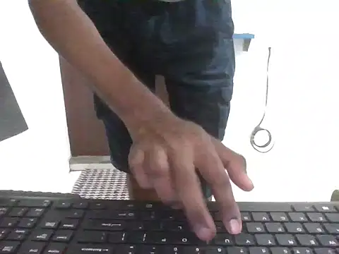 Snapshot of divi5555 chatting on 12/04/25, 04:59 divi5555 online show from 12/04/25, 04:59