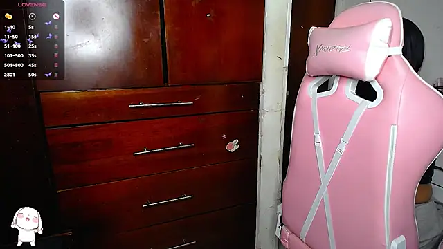 Snapshot of eva_six chatting on 12/09/24, 08:44 eva six online show from 12/09/24, 08:44