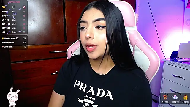 Snapshot of eva_six chatting on 12/09/24, 11:45 eva six online show from 12/09/24, 11:45