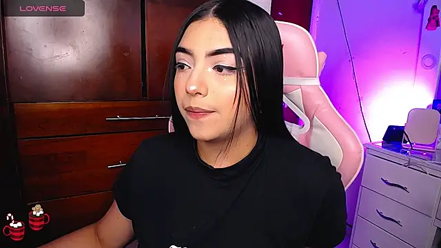 Snapshot of eva_six chatting on 01/06/25, 07:56 eva six online show from 01/06/25, 07:56