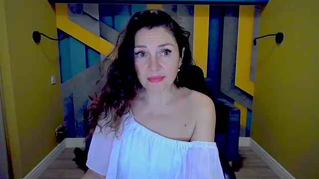 EllaLong online show from 12/01/24, 04:29