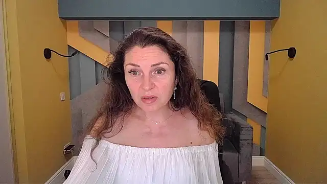 EllaLong online show from 12/04/24, 01:31