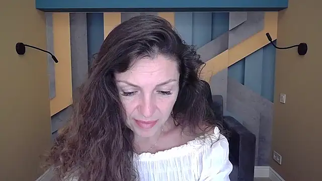 EllaLong online show from 09/12/25, 11:32