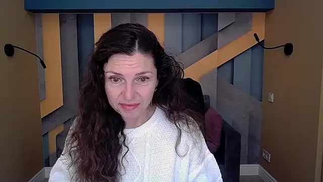 EllaLong online show from 11/06/25, 12:28