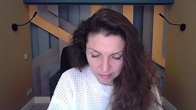 EllaLong online show from 11/12/25, 12:38