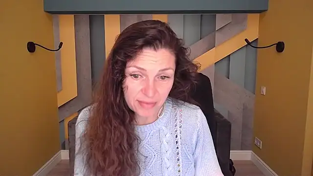 EllaLong online show from 05/03/26, 11:27