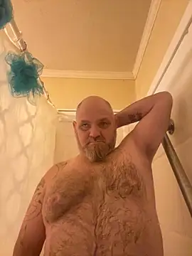 Snapshot of mrscum4u chatting on 12/08/24, 03:56 mrscum4u online show from 12/08/24, 03:56