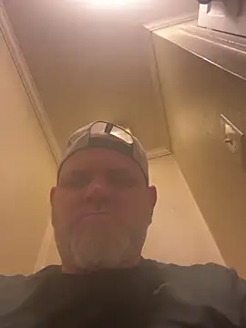 Snapshot of mrscum4u chatting on 02/22/25, 02:30 mrscum4u online show from 02/22/25, 02:30