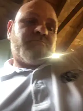 Snapshot of mrscum4u chatting on 09/20/25, 07:48 mrscum4u online show from 09/20/25, 07:48