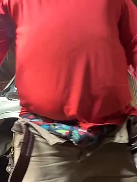 Snapshot of mrscum4u chatting on 11/30/25, 09:08 mrscum4u online show from 11/30/25, 09:08