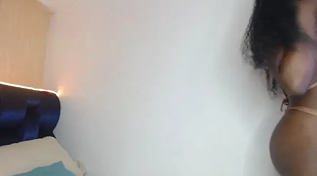 NaiaGils online show from 02/01/25, 03:28