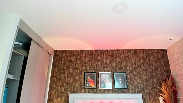 Snapshot of kitty__horny chatting on 02/03/25, 05:46 kitty horny online show from 02/03/25, 05:46