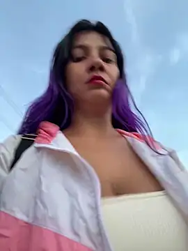 Snapshot of kitty__horny chatting on 03/10/25, 11:10 kitty horny online show from 03/10/25, 11:10