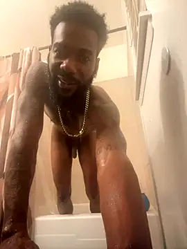 Snapshot of fulsome_change223 chatting on 09/09/25, 02:44 fulsome change223 online show from 09/09/25, 02:44