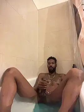 Snapshot of fulsome_change223 chatting on 11/30/25, 12:25 fulsome change223 online show from 11/30/25, 12:25