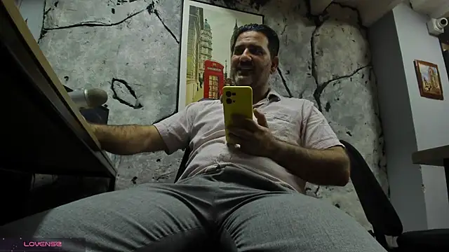 Maxi TheBigDaddy online show from 01/15/26, 06:00